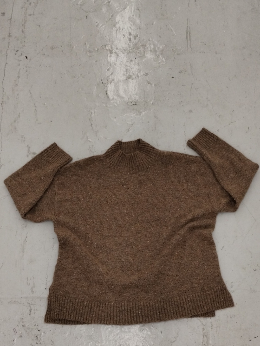 Well Worn Heathered Brown Fuzzy Knit Sweater sz XL